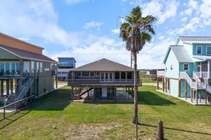 342 Beach Front Dr, Matagorda, TX 77457 - Photo 1