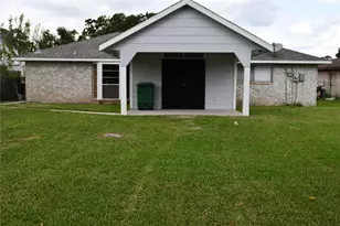 8518 Rinn St, Houston, TX 77078 - Photo 8