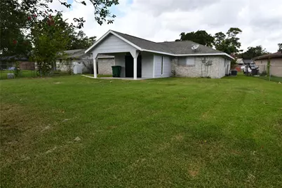 8518 Rinn Street, Houston, TX 77078 - Photo 6