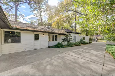 358 Tealwood Drive, Houston, TX 77024 - Photo 46
