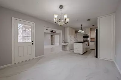 4506 Mimosa Drive, Bellaire, TX 77401 - Photo 32