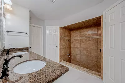4506 Mimosa Drive, Bellaire, TX 77401 - Photo 42