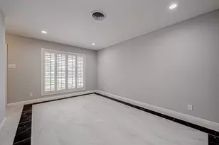 4506 Mimosa Dr, Bellaire, TX 77401 - Photo 6