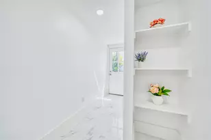 1569 Elliott St, Houston, TX 77023 - Photo 18