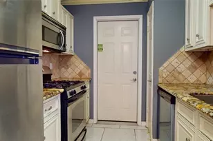 11603 Graywood Dr, Houston, TX 77089 - Photo 8