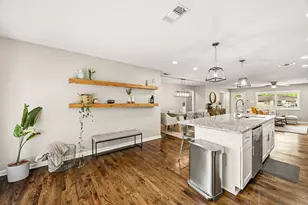 5022 W 43rd St, Houston, TX 77092 - Photo 8
