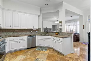 1510 Meadow Glade Ct, Sugar Land, TX 77479 - Photo 10