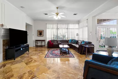 1510 Meadow Glade Court, Sugar Land, TX 77479 - Photo 4