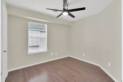 122 N N Camelia Grove Circle, The Woodlands, TX 77382 - Photo 16