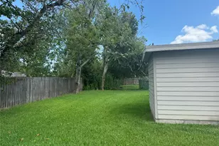 1319 Lyric Ln, La Marque, TX 77568 - Photo 12