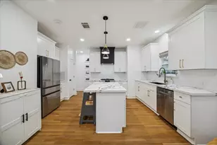 207 Tabor St, Houston, TX 77009 - Photo 1