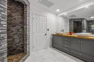 206 Melody Ln, Friendswood, TX 77546 - Photo 14