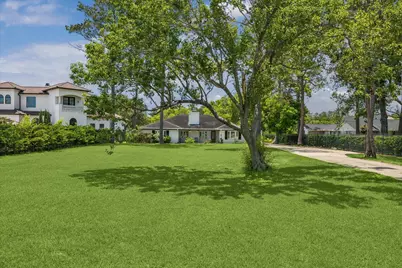 206 Melody Lane, Friendswood, TX 77546 - Photo 2