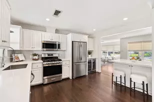 2226 Chantilly Ln, Houston, TX 77018 - Photo 1