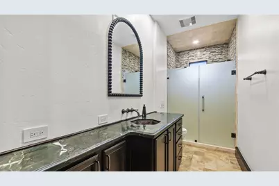 4914 Imperial Street, Bellaire, TX 77401 - Photo 36