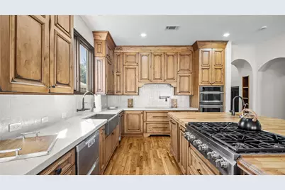 4914 Imperial Street, Bellaire, TX 77401 - Photo 10