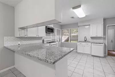 12109 22nd Street, Santa Fe, TX 77510 - Photo 2