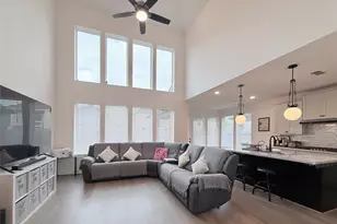 31426 Warm Kindling Wy, Fulshear, TX 77441 - Photo 2