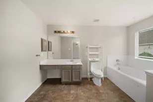 13059 Lawsons Creek Ln, Houston, TX 77072 - Photo 14