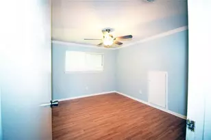 1806 Cedarwood Ct, Sugar Land, TX 77498 - Photo 8