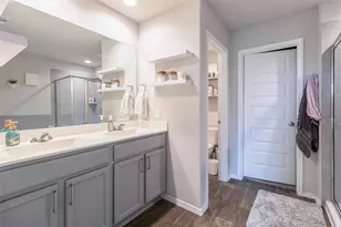 8435 Sacred Lotus Ln, Rosharon, TX 77583 - Photo 14