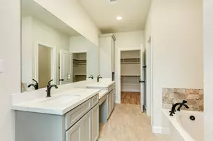216 Creekside Ln, Lake Jackson, TX 77566 - Photo 22