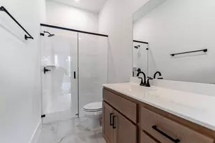707 Western Holly, League City, TX 77573 - Photo 4