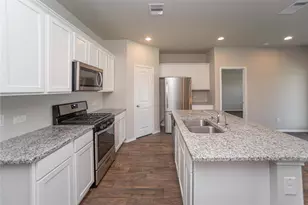 14086 Sharktooth Hill Ln, Conroe, TX 77384 - Photo 4