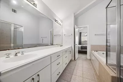 3501 Link Valley Drive #301, Houston, TX 77025 - Photo 12