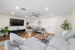 5727 Capello Dr, Houston, TX 77035 - Photo 22