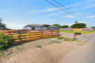 111 Caribbean Drive, Corpus Christi, TX 78418 - Photo 2