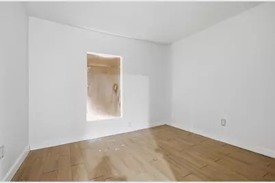 412 Owens Street, Houston, TX 77029 - Photo 12