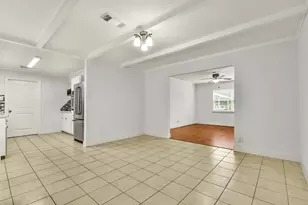 6923 Triola Ln, Houston, TX 77074 - Photo 10