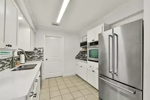6923 Triola Ln, Houston, TX 77074 - Photo 6
