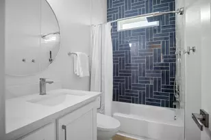 1834 Redfish Ln, Crystal Beach, TX 77650 - Photo 16