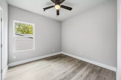 8512 Farqueson Street, Houston, TX 77029 - Photo 20