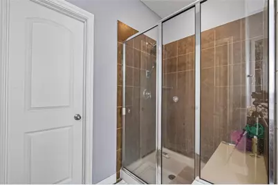12611 Colonial Glen Ct, Pearland, TX 77584 - Photo 32