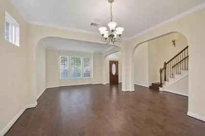 12611 Colonial Glen Ct, Pearland, TX 77584 - Photo 8
