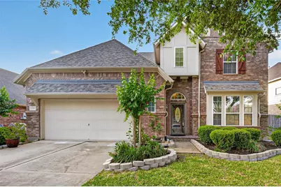 12611 Colonial Glen Ct, Pearland, TX 77584 - Photo 2