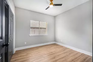 7643 Rainbow Bend Dr, Pasadena, TX 77505 - Photo 14