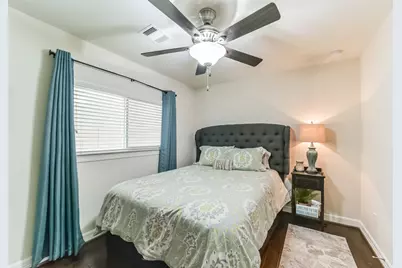 1517 Miles Oaks Place, Houston, TX 77043 - Photo 32