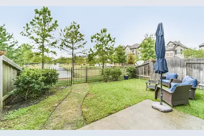 1517 Miles Oaks Place, Houston, TX 77043 - Photo 36