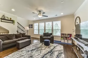 1517 Miles Oaks Pl, Houston, TX 77043 - Photo 4