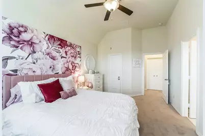 1517 Miles Oaks Place, Houston, TX 77043 - Photo 26