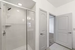 8877 Lakes at 610 Dr, Houston, TX 77054 - Photo 22