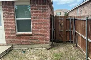 1725 Megan Creek Dr, Little Elm, TX 75068 - Photo 4