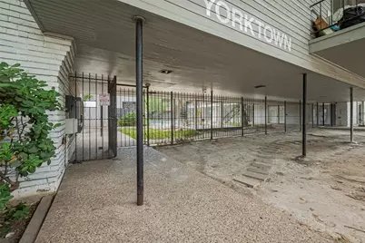 3300 Yorktown Street #17, Houston, TX 77056 - Photo 40