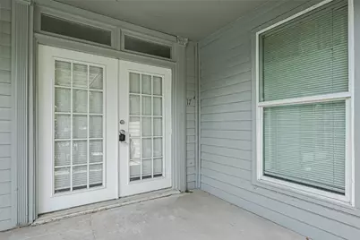 3300 Yorktown Street #17, Houston, TX 77056 - Photo 6