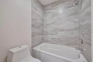 3300 Yorktown St, Houston, TX 77056 - Photo 26