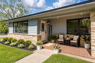1230 W 4th St, Freeport, TX 77541 - Photo 46